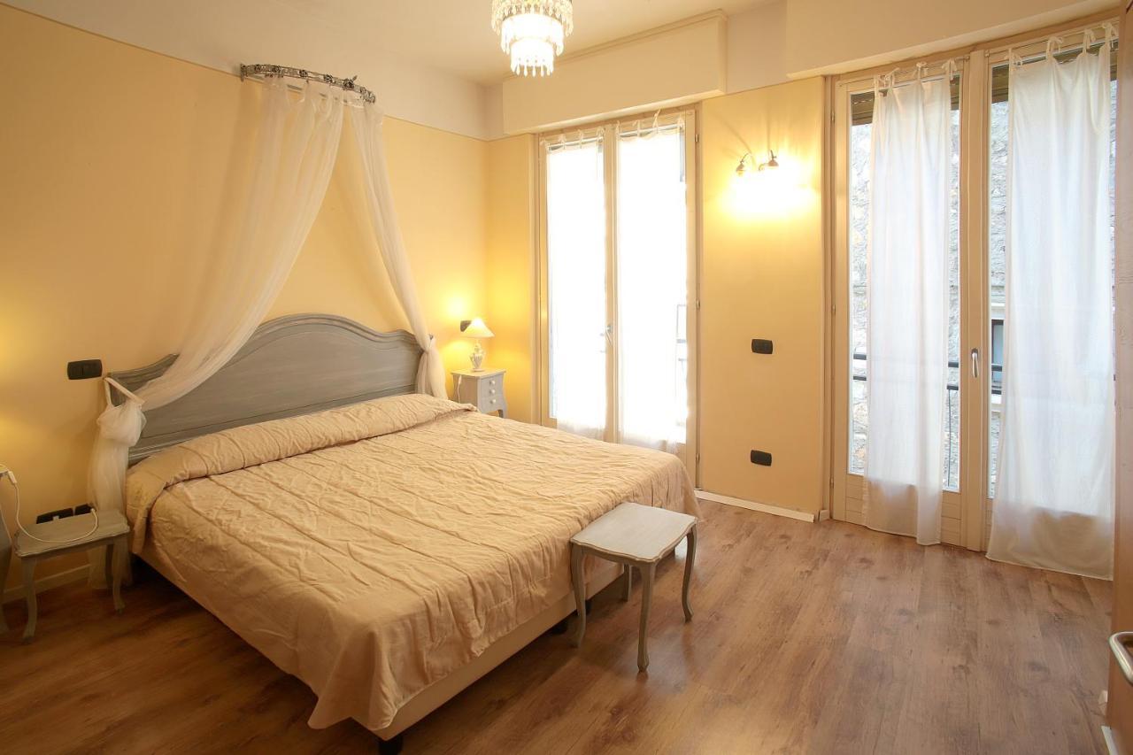 Appartamenti Piazza Umberto I Торрі-дель-Бенако Екстер'єр фото